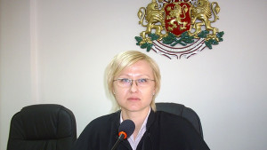 Носят в съда бюлетините от вота в Гърмен