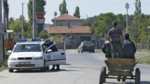 Мъж и жена ранени в катастрофа с каруца