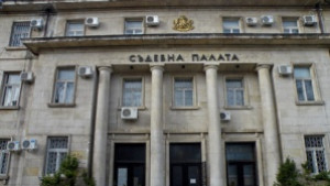 Протест в памет на убитите момчета