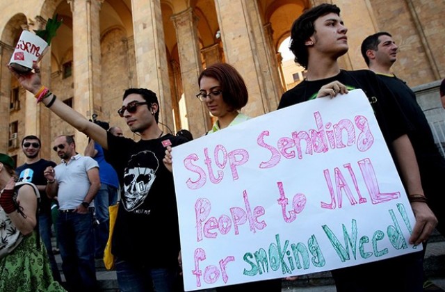 Щатът Вашингтон прие правилата за легална търговия с марихуана