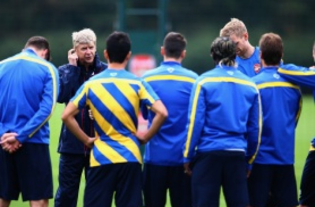 Goal.com: Арсен Венгер се съгласи на нов договор