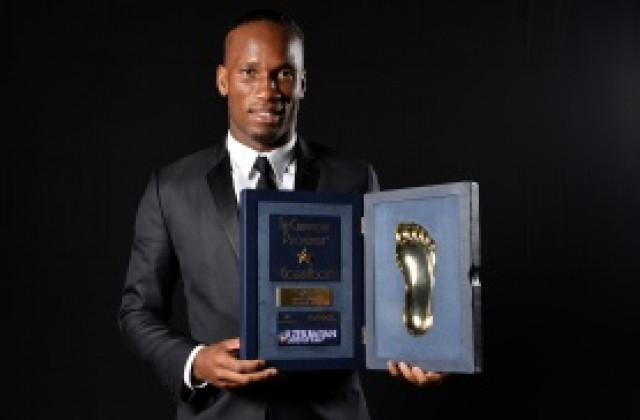 СНИМКИ: Дидие Дрогба спечели Golden Foot 2013