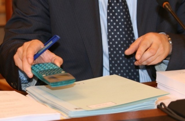 Законът за потребителския кредит трябва да обхване и заемите до 400 лв., каза Тихомир Тошев