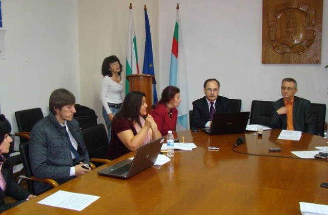 Интернет портал ще свързва малките и средни фирми от Монтана и Калафат