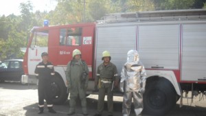 Мебели и покрив горяха в къща в Кюстендил