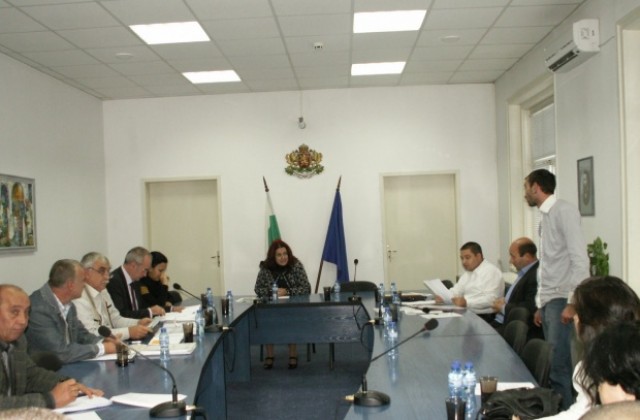 Пускат водата в Омуртаг тази вечер, протестиращи са недоволни от срещата с кризисния щаб