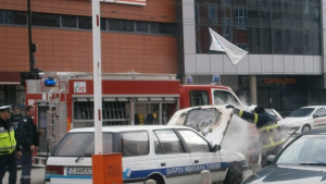 Пожар унищожи служебния автомобил на екипа на БНТ в Плевен