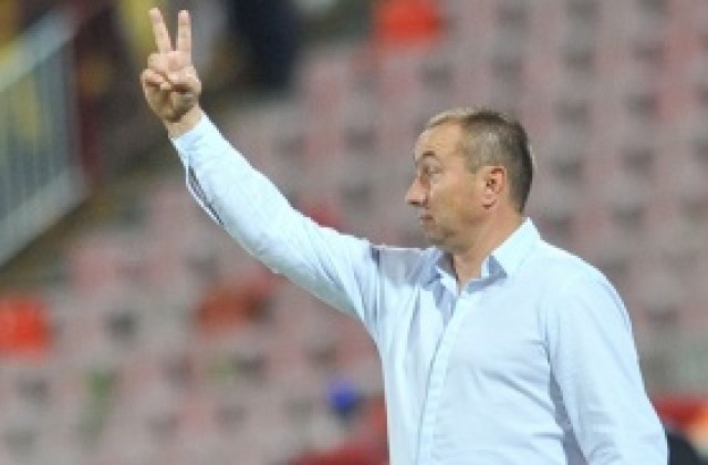 Мъри: Срещу Локо Сф очаквам повече от нападателите, иначе ще гледат от трибуните