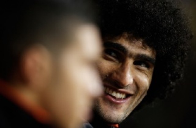 Феалаини отлага операцията на китката си заради Мойс