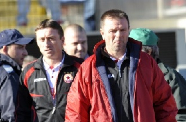 Стойчо Младенов: От днес за вас съм Тройчо! Всички трябва да подкрепят Томов!