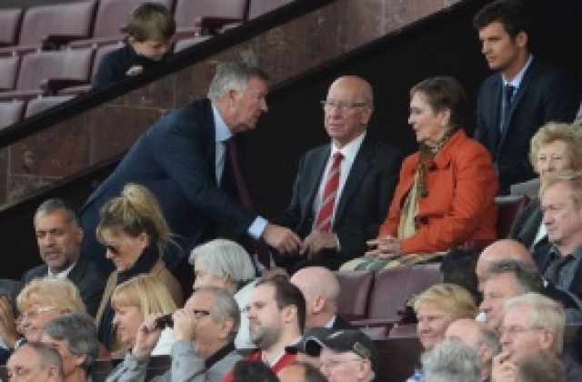 Фъргюсън постави цел на Мойс: Спечели трофей, какъвто и да е