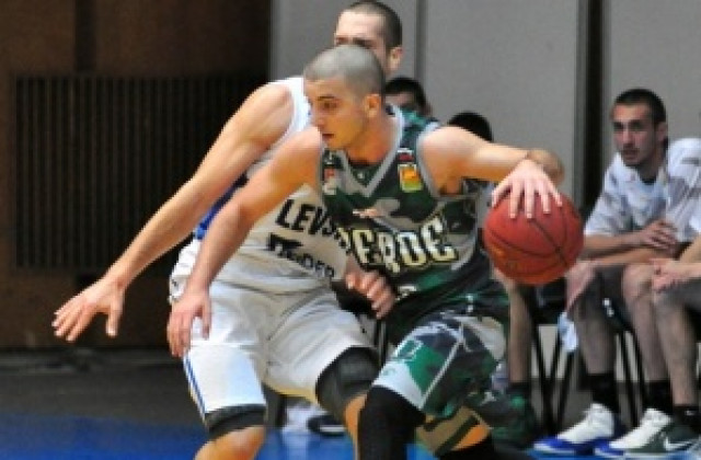 Баскетболистите на Берое започнаха сезона със загуба