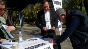 Старозагорци се подписват в подкрепа на проекта за тунел под