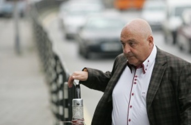 Стефанов: Залагам на Милен да върне кораба в правилна посока