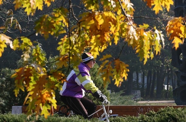 Още слънце и високи за сезона температури