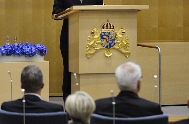 Логото на шведския парламент нарушавало закон за държавните символи