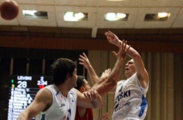 СНИМКИ: Левски с ново поражение в Балканската лига