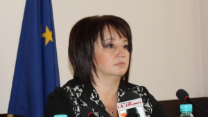 Областният управител подкрепя казанлъчани