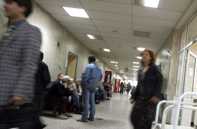 Финансовото министерство търси начини за актуализиране на бюджета на НЗОК