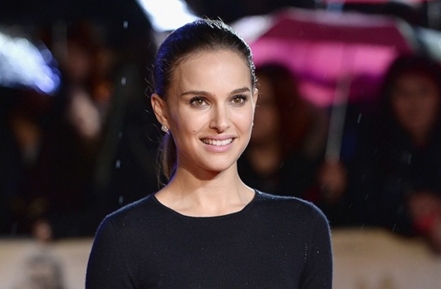 Натали Портман избра Dior за червения килим