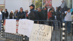 Прокурори се срещнаха с протестиращи в Омуртаг