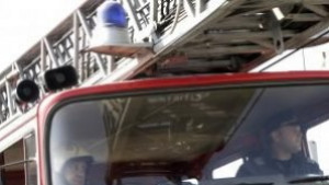 Автомобил горя във Фериботния комплекс