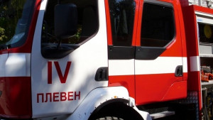 Пореден пожар унищожи два автомобила в Плевен