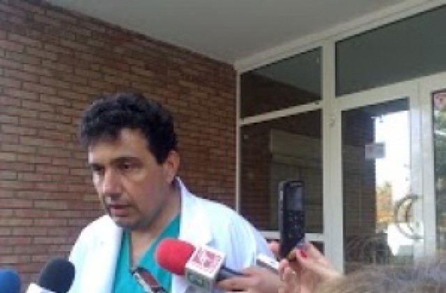 Момчето, наръгано многократно с нож, е на командно дишане