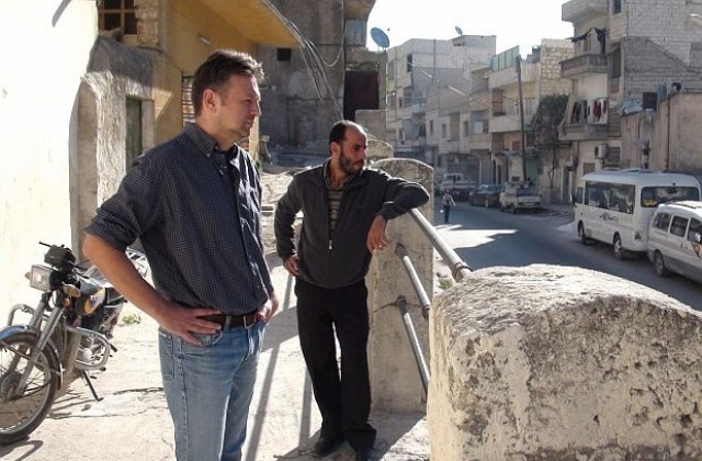 Николай Дойнов разкрива истинския живот на хората в Сирия