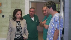 Министър Андреева в бургаската болница