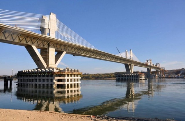 За първи път крос на Дунав мост 2