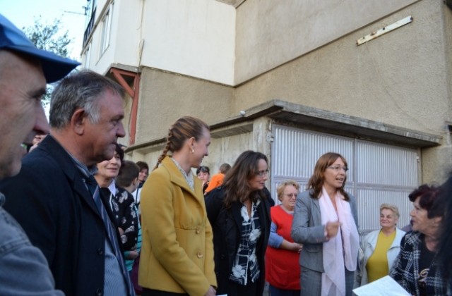 В новия програмен период ж.к. „Изток“ е приоритетен за ръководството на община Казанлък