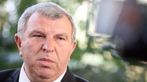 Греков Решението за удължаване на мораториума за продажба на земя