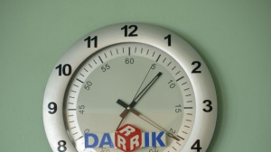 Връщаме часовника с час назад