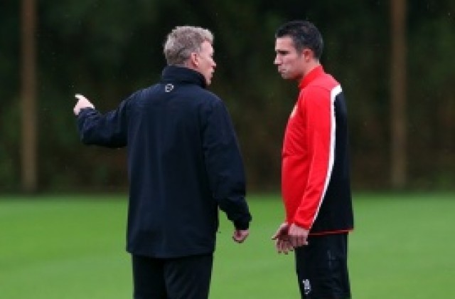 Ван Перси се завръща в игра за Юнайтед