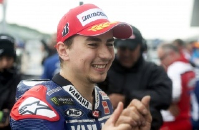 Титлата в MotoGP ще се реши във Валенсия след нова победа на Лоренсо