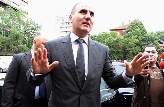 Всички действия на правителството са популизъм, заяви Цветанов