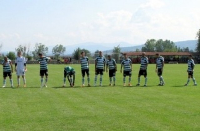 Райков и Бакари задържаха Гонзо пред Левски, Черноморец остава под чертата