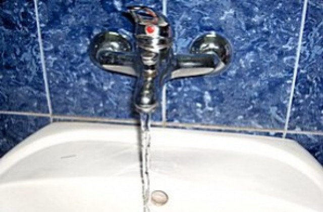 Спира водата в няколко квартала