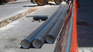 Младеж налетя на ограда с мотопед