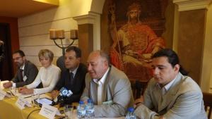 Българските туроператори против либерализирането на режима за пушене на обществени