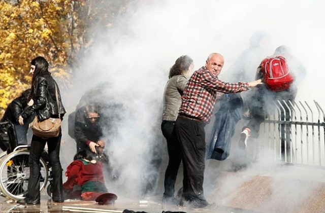 Полицията в Анкара разпръсна протестиращи със сълзотворен газ