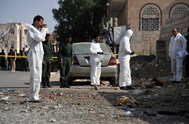 Силен взрив близо до посолството на САЩ в йеменската столица