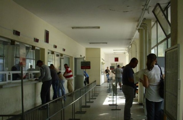 Пътна полиция днес ще работи до обяд