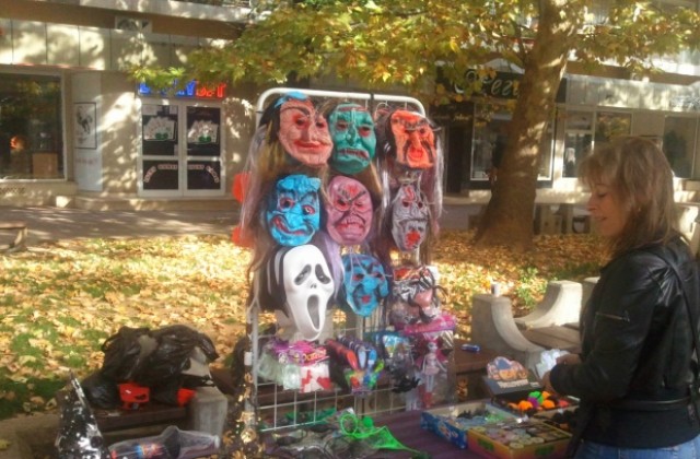 Очаква се нашествие на вещици, пирати, зомбита и принцеси