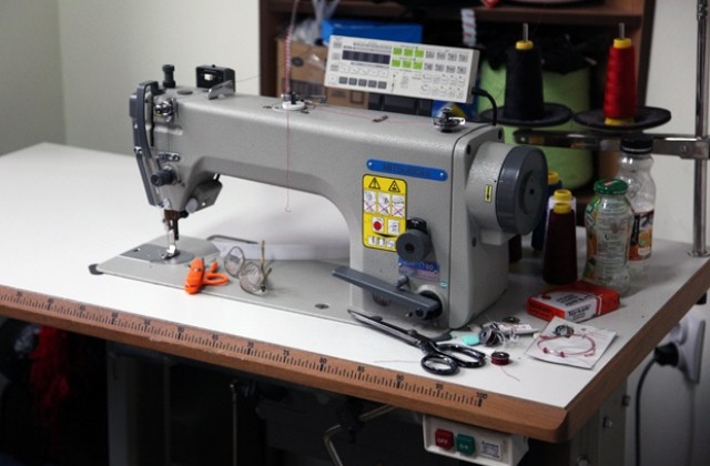 400 свободни работни места в областта