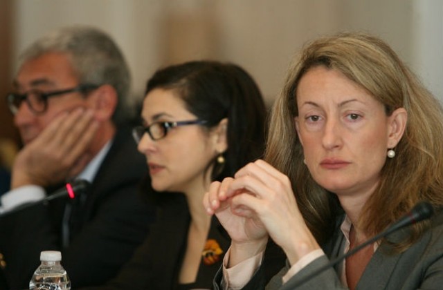 Зинаида Златанова призовава за бързи крачки в съдебната реформа