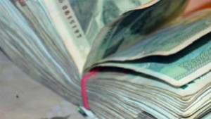 Фалшиви десетолевки заляха търговската мрежа в Перник