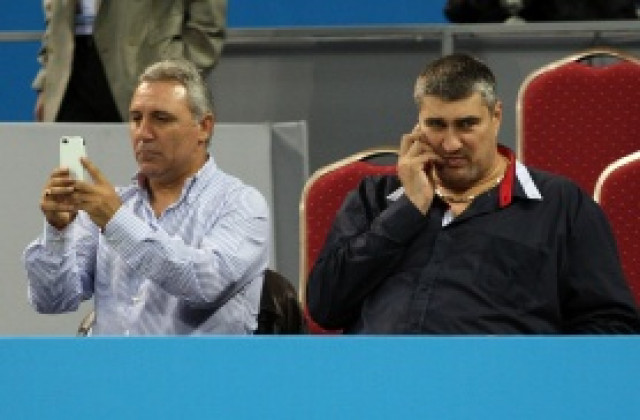 Стоичков и Балъков подкрепяха Пиронкова срещу Иванович