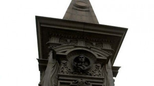 Има заподозрян за поругаване на паметника на Левски